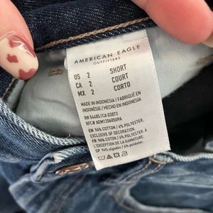 American Eagle Relaxed Mom Jean